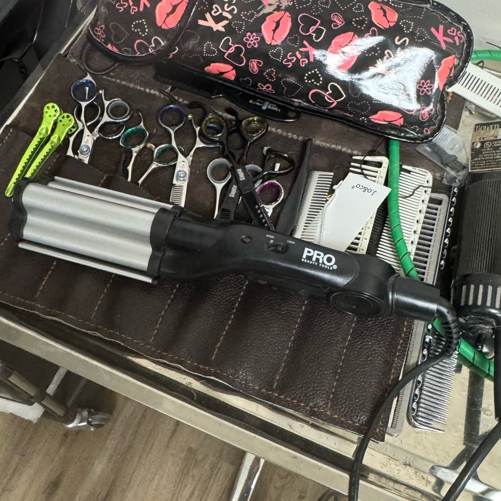 Pro Hair Styling Tool with Silver and Black Finish